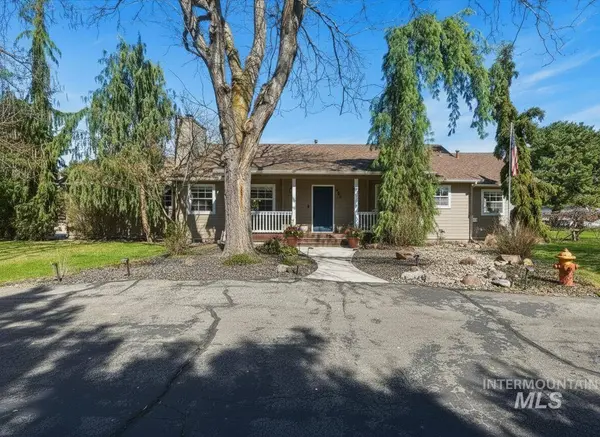 264 W Rush Ct, Eagle, ID 83616