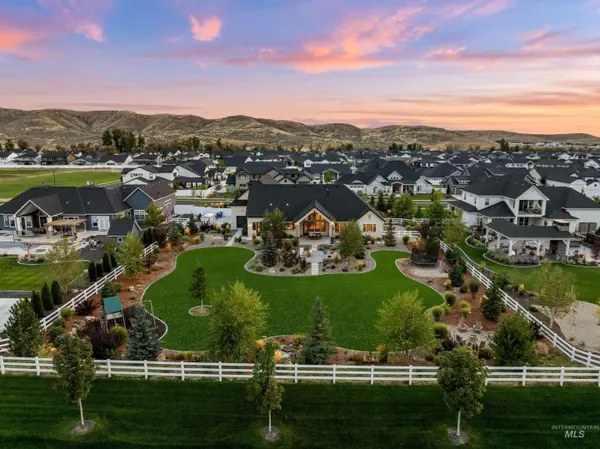 7940 W Mirror Pond Drive, Boise, ID 83714