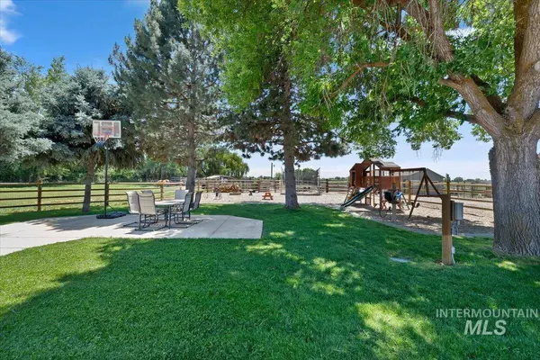 7345 Silver Bullet Ln, Star, ID 83669