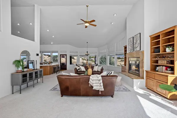 4822 N Smoky Ridge Lane, Eagle, ID 83616