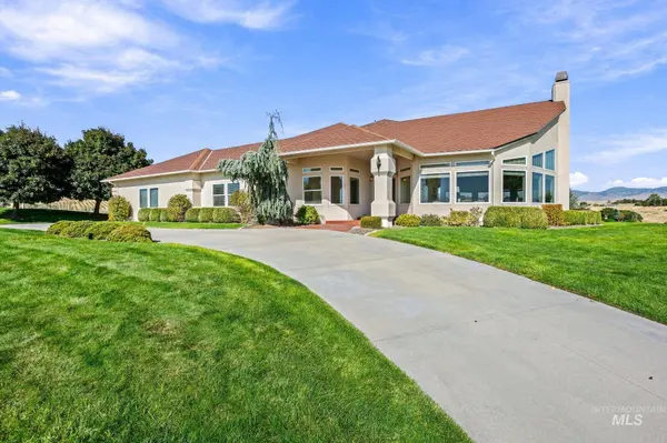 4822 N Smoky Ridge Lane, Eagle, ID 83616