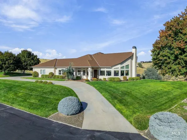 4822 N Smoky Ridge Lane, Eagle, ID 83616