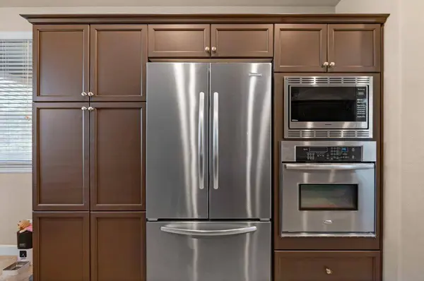 1188 Blackwood AVE, Clovis, CA 93619