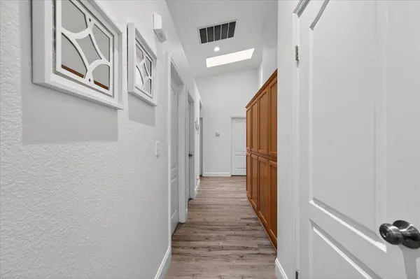 8652 N Sierra Vista AVE, Fresno, CA 93720