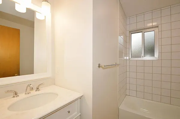 3860 E Rialto AVE, Fresno, CA 93726