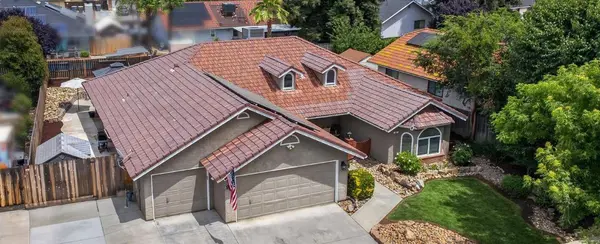 997 Pistachio AVE, Clovis, CA 93611