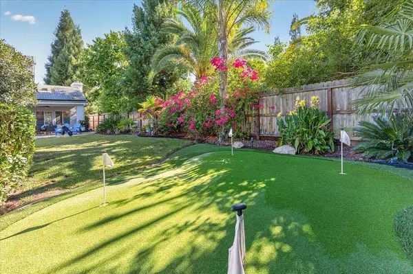 1888 El Paso AVE, Clovis, CA 93611