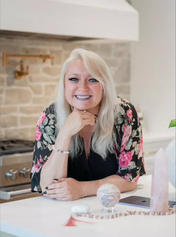 Ashley Real Estate Agent Campbell River