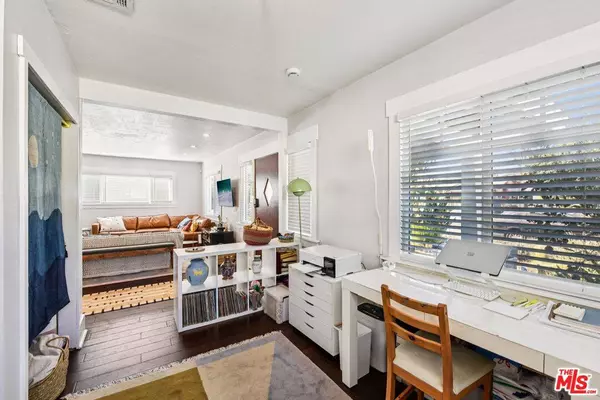 5128 Lincoln Ave, Los Angeles, CA 90042