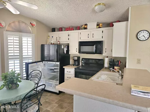 6114 S Sawgrass Drive, Chandler, AZ 85249