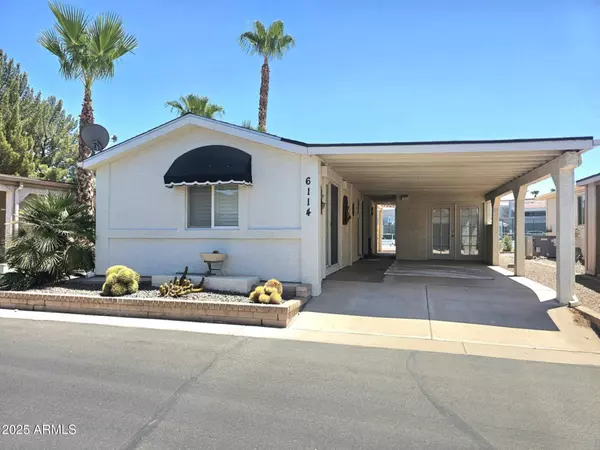 6114 S Sawgrass Drive, Chandler, AZ 85249