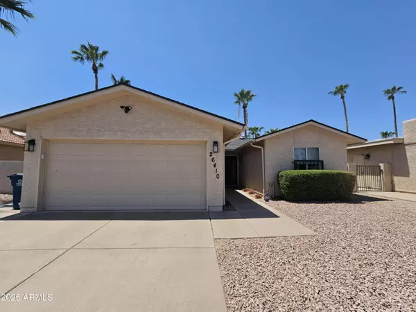 26410 S NEW TOWN Drive, Sun Lakes, AZ 85248