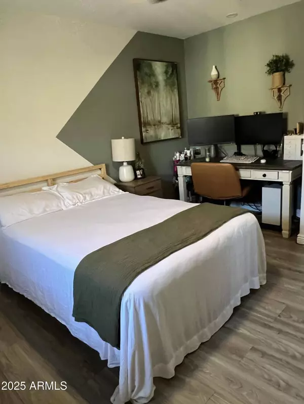 26410 S NEW TOWN Drive, Sun Lakes, AZ 85248