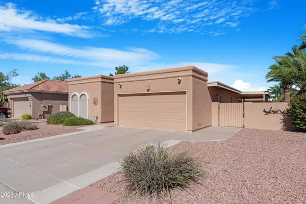 10414 E WATFORD Way, Sun Lakes, AZ 85248