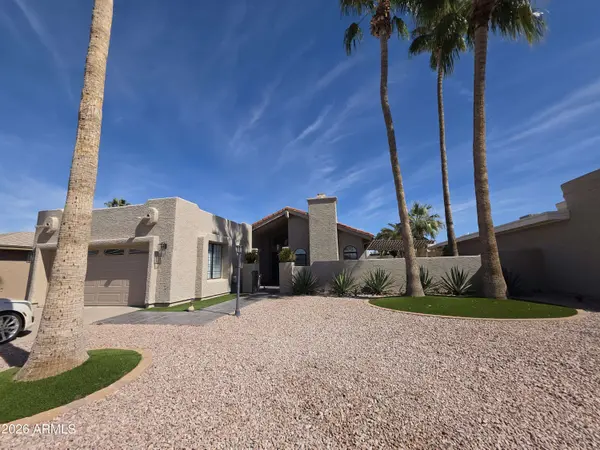 25821 S HOLLYGREEN Drive, Sun Lakes, AZ 85248