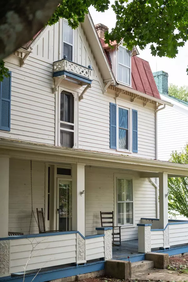 8892 HIGHLAND TPKE, VA 24458