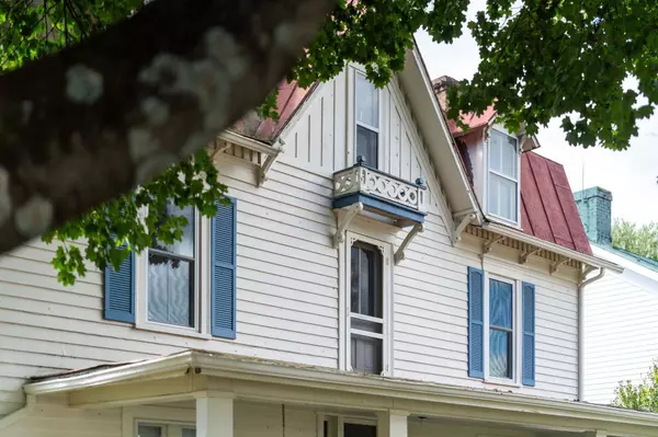 8892 HIGHLAND TPKE, VA 24458