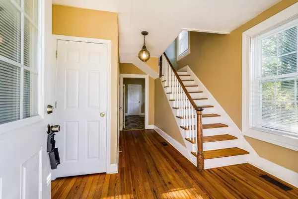 805 SUDBURY ST, Staunton, VA 24401