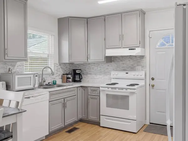 25 HAYRICK RD, Waynesboro, VA 22980