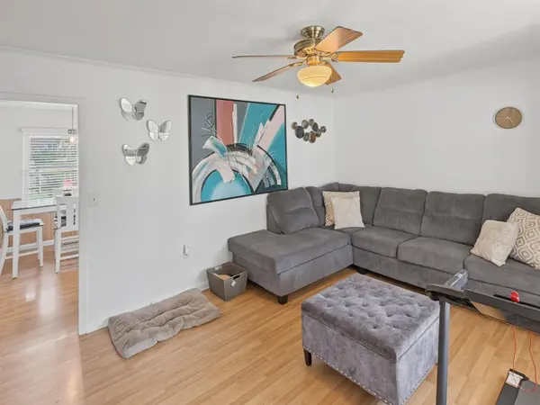 25 HAYRICK RD, Waynesboro, VA 22980