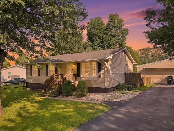 25 HAYRICK RD, Waynesboro, VA 22980