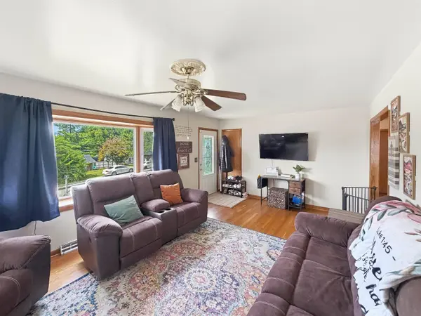 708 FLORENCE AVE, Waynesboro, VA 22980