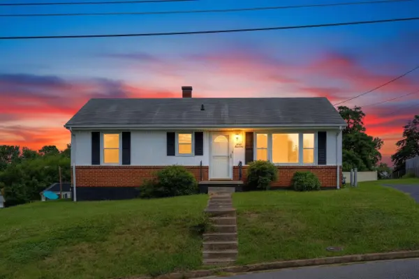 315 SHARON LN