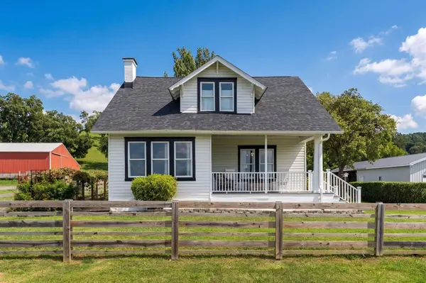 3392 MIDDLEBROOK RD, Staunton, VA 24401