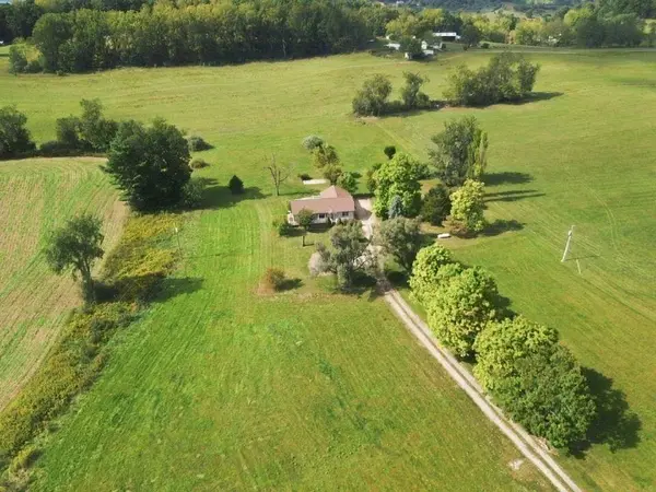 1593 OLD PROVIDENCE RD, Raphine, VA 24472