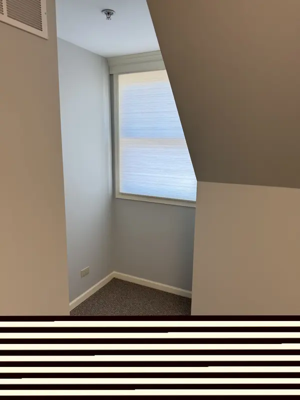 1003 W Main St #A, St Charles, IL 60174-1754