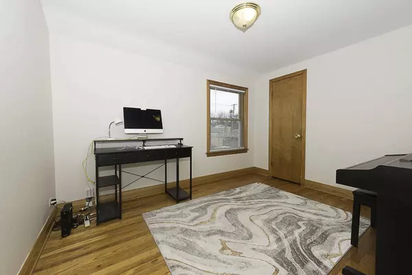 3622 N Pontiac AVE, Chicago, IL 60634