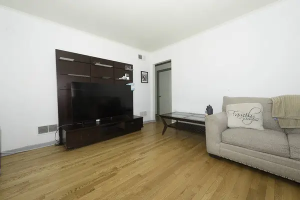 809 N Wolf RD, Melrose Park, IL 60164