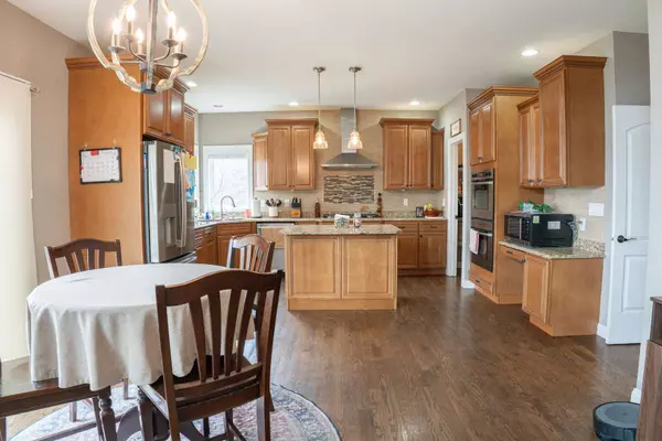 6957 E Wildwood Road, Stillman Valley, IL 61084