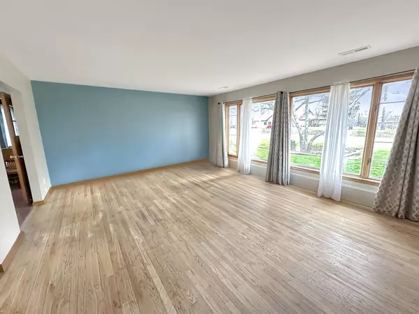 1025 W Lincoln Avenue, Belvidere, IL 61008