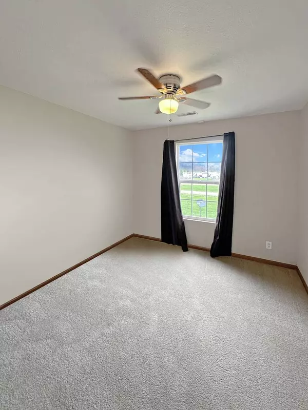 7672 Creek Bend #9, Rockford, IL 61114