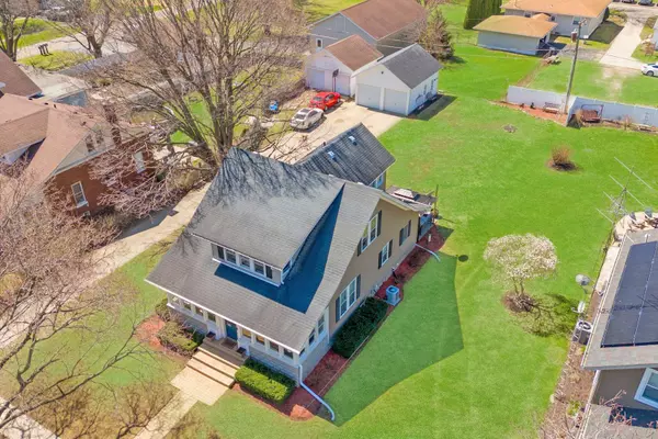 406 Pacific Street, Monroe Center, IL 61052