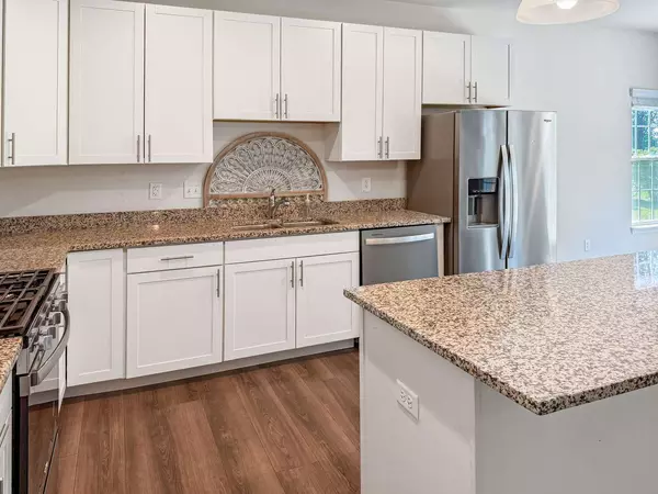 242 Alden Drive, Sycamore, IL 60178