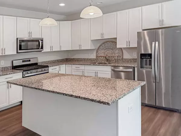 242 Alden Drive, Sycamore, IL 60178