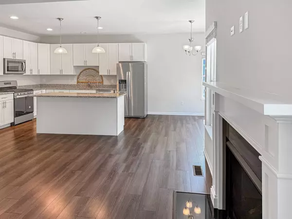 242 Alden Drive, Sycamore, IL 60178