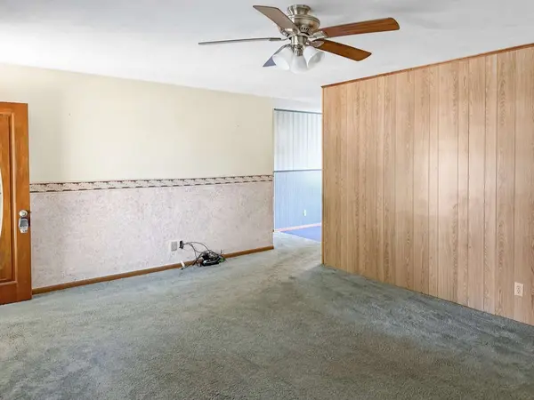 207 Southview Drive, Rochelle, IL 61068