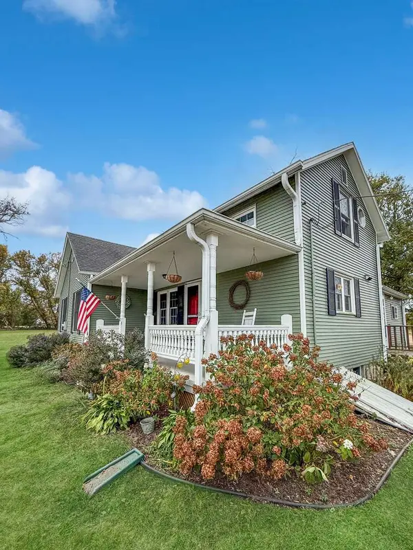 30789 5 Points Road, Kingston, IL 60145