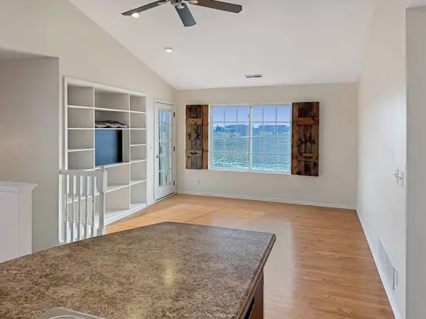 7422 Chucks WAY, Loves Park, IL 61111