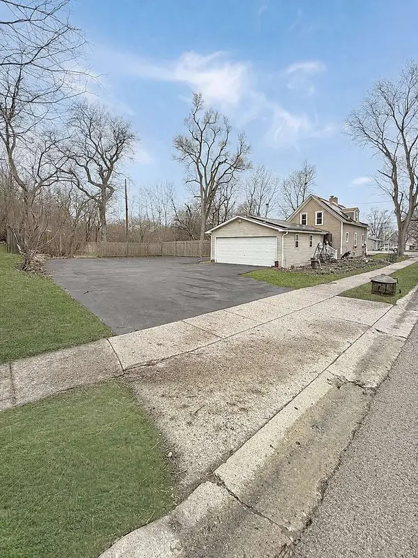 603 W Main ST, Cary, IL 60013