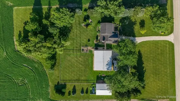 49W972 Peterson RD, Maple Park, IL 60151
