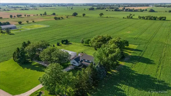 49W972 Peterson RD, Maple Park, IL 60151
