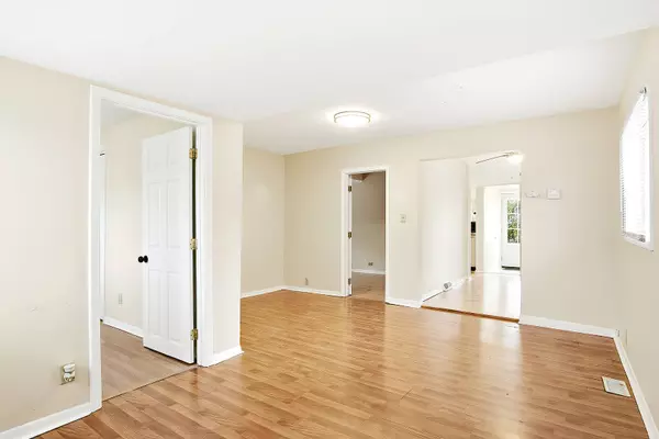 6053 248th Avenue, Salem, WI 53168