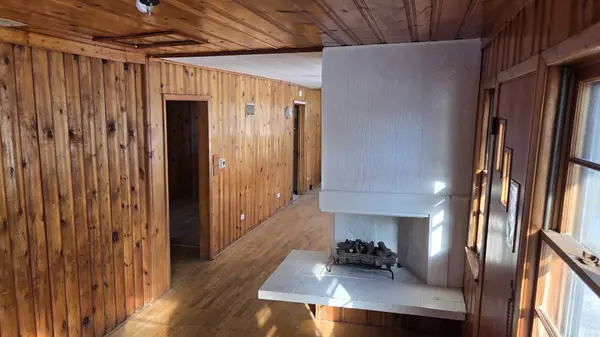 24419 68th Street, Salem, WI 53168