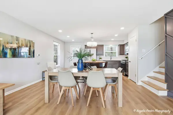 410 W Mueller Street, Arlington Heights, IL 60004