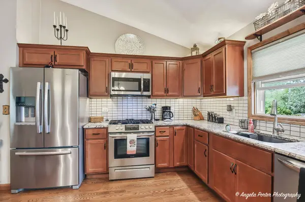 13005 W 28th Street, Wadsworth, IL 60083