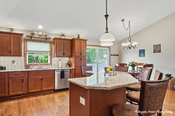 13005 W 28th Street, Wadsworth, IL 60083